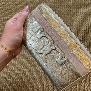 tory burch metallic zippered wallet